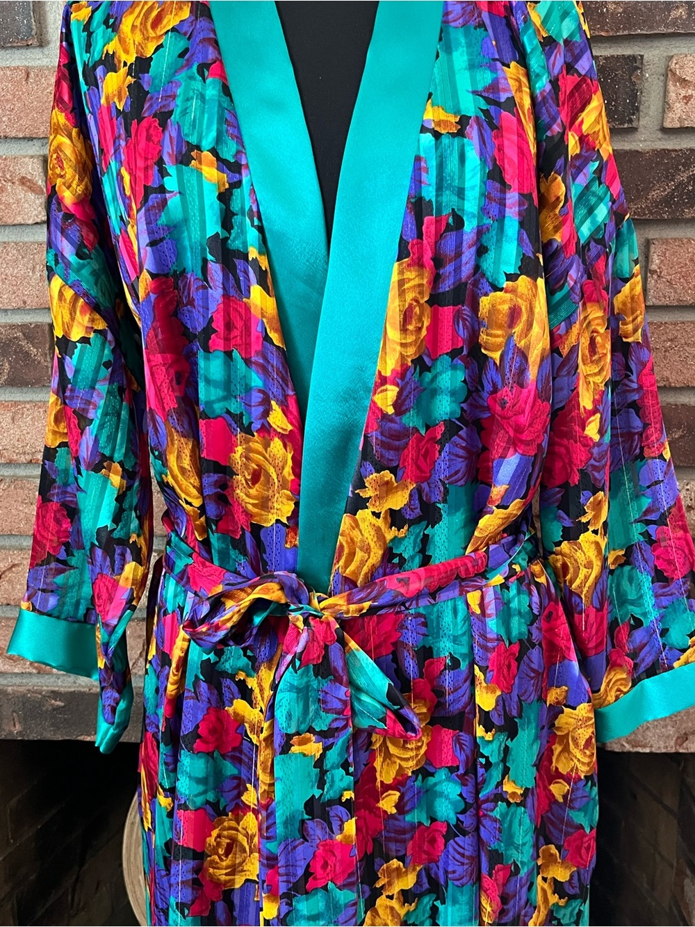Floral Belted Robe - Picture 2 of 4